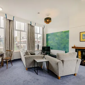  Holiday home Crossley - Uk38334