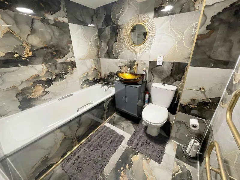 Halifax Central Shortstay Apartment
